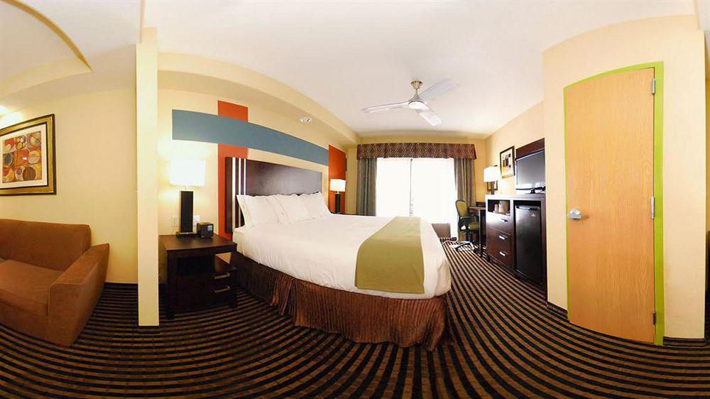 Holiday Inn Express Hotel & Suites La Place By Ihg Exterior photo