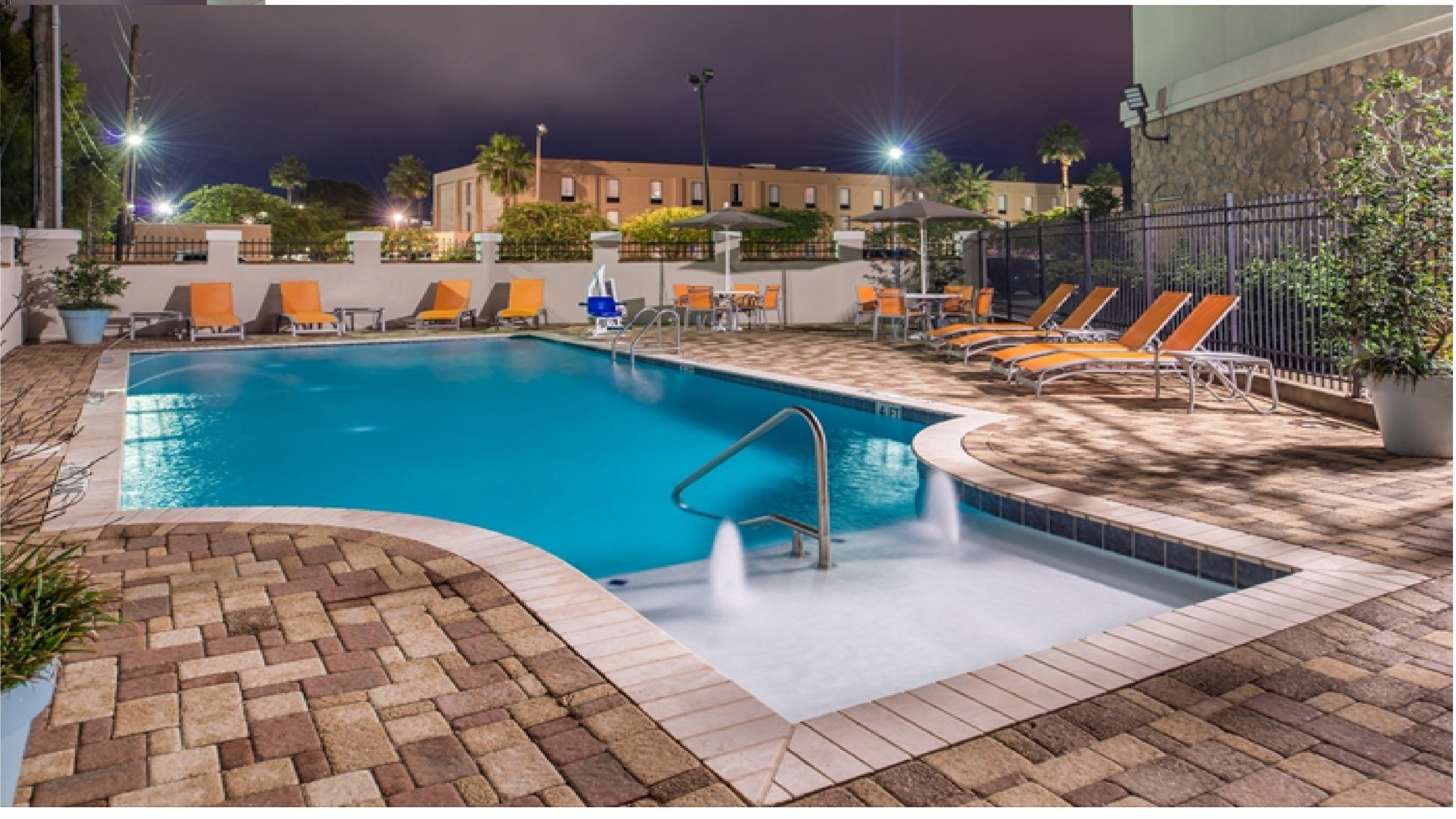 Holiday Inn Express Hotel & Suites La Place By Ihg Exterior photo