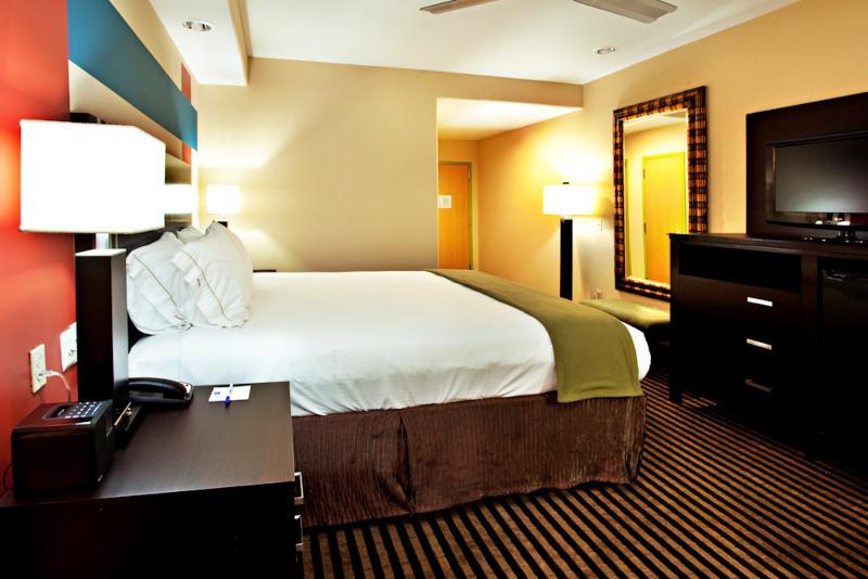 Holiday Inn Express Hotel & Suites La Place By Ihg Exterior photo